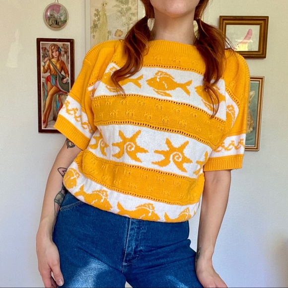 Vintage 80s/90s marigold fish striped short sleeve sweater - Picture 2 of 9